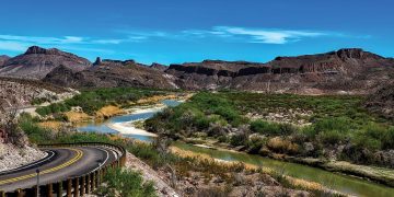 Sông Rio Grande, biên giới tự nhiên giữa Mỹ và Mexico