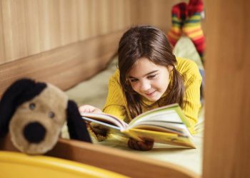 Giúp con yêu thích đọc sách 4