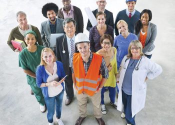 Canada sẽ nhận 350.000 lao động nhập cư