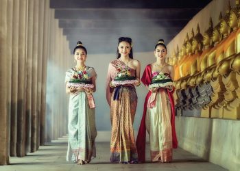 Đón năm mới ở Thái Lan