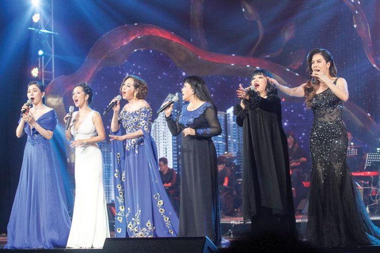 Số lần nhà hát Hòa Bình sáng đèn với các chương trình ca nhạc lớn có thể đếm trên đầu ngón tay