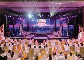 tiệc cuối năm cho công ty tại Novotel Đà Nẵng