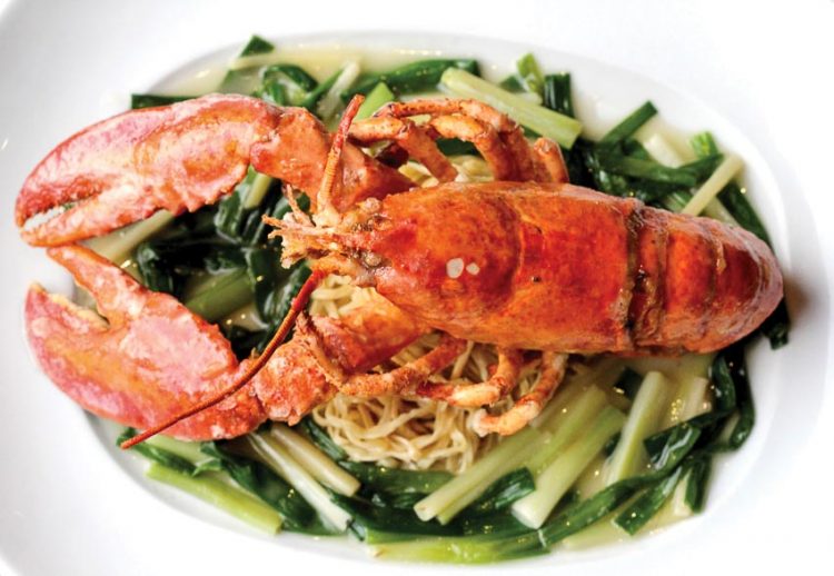 Món ngon với tôm hùm Boston tại Nhà hàng Li Bai