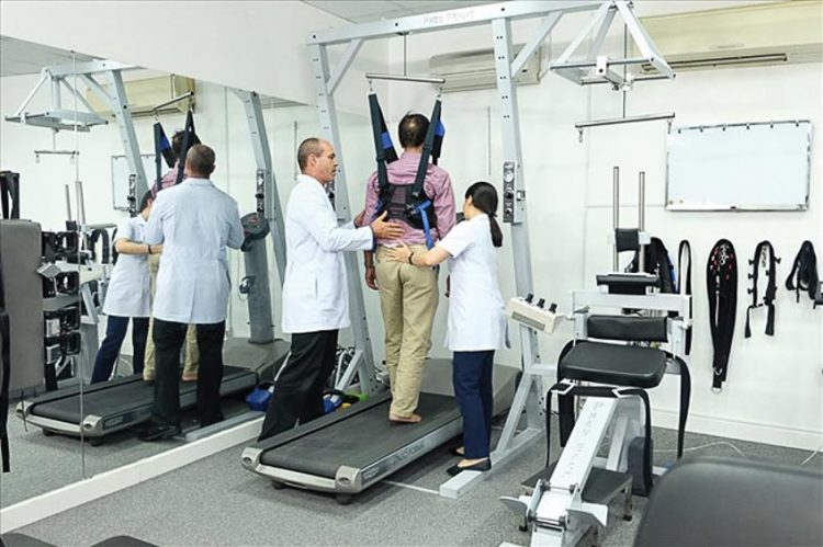 Phục hồi chức năng sau đột quỵ bằng trị liệu tiên tiến