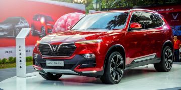 VinFast bung giá bộ ba mẫu xe: SUV 1,136 tỉ, sedan 800 triệu và Fadil 336 triệu đồng