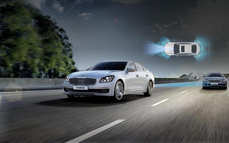 Kia K900 2019 “thét giá” 60.000 USD, đắt đỏ hơn cả Mercedes-Benz E-Class