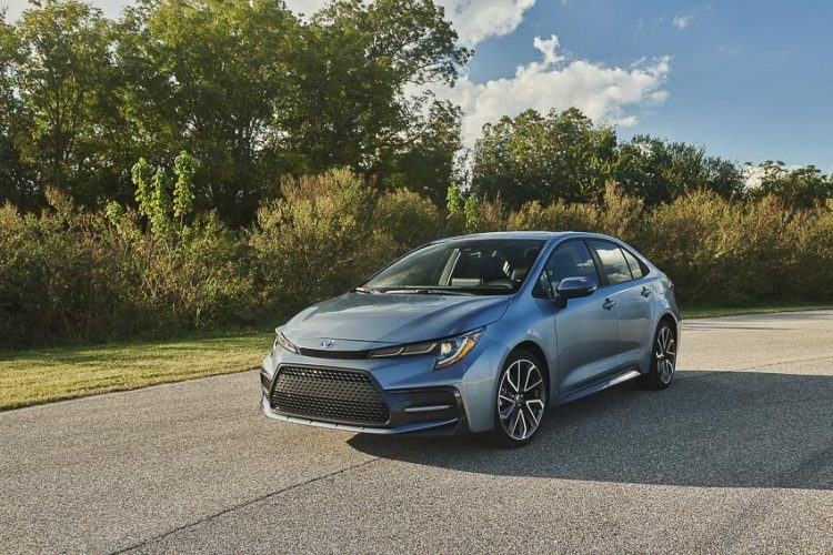 Toyota Corolla sedan 2020 ra mắt với vẻ ngoài trẻ trung, trải nghiệm thú vị hơn