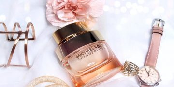 Michael Kors Wonderlust Eau Fresh: Phong vị của những chuyến đi