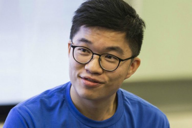 Chủ startup tỉ USD: “Đừng chờ ai đó đến giải quyết vấn đề, hãy tự mình làm”