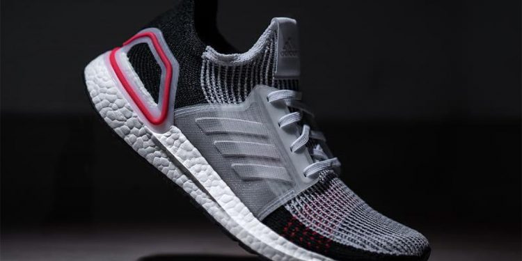 adidas Ultra Boost 2019: Đế dày hơn 20%, nhẹ hơn, khung đỡ gót in 3D
