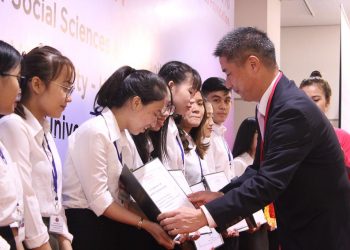 AEON trao học bổng cho 40 sinh viên Việt Nam 1