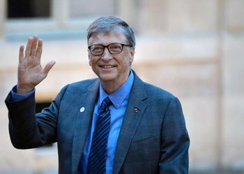Bill Gates làm gì đầu tiên sau khi có 350 triệu USD nhờ Microsoft IPO 32 năm trước?