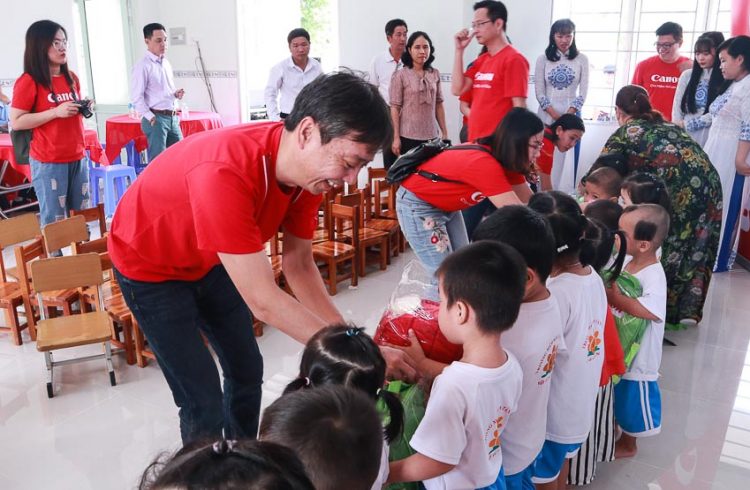 Canon trao tặng phòng học cho trường mầm non tại Long An 3