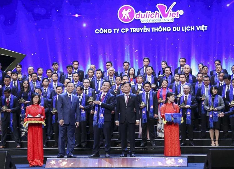 Du Lịch Việt nhận giải thưởng Sao Vàng Đất Việt