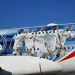 Emirates in hình 5 cầu thủ Real Madrid lên thân máy bay A380 2