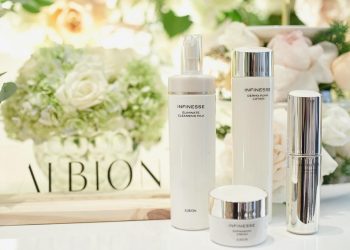 Milk First, phương pháp chăm sóc da đặc biệt của Albion 9