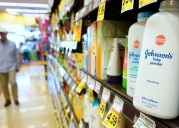 Cổ phiếu của J & J sụt giảm nhiều sau cáo buộc của Reuters