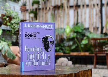 sách Bạn đang nghịch gì với đời mình? 2