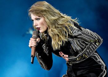 Taylor Swift sử dụng công nghệ nhận diện khuôn mặt để phát hiện kẻ xấu ở buổi biểu diễn 1