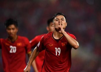 Tiền vệ Nguyễn Quang Hải 1