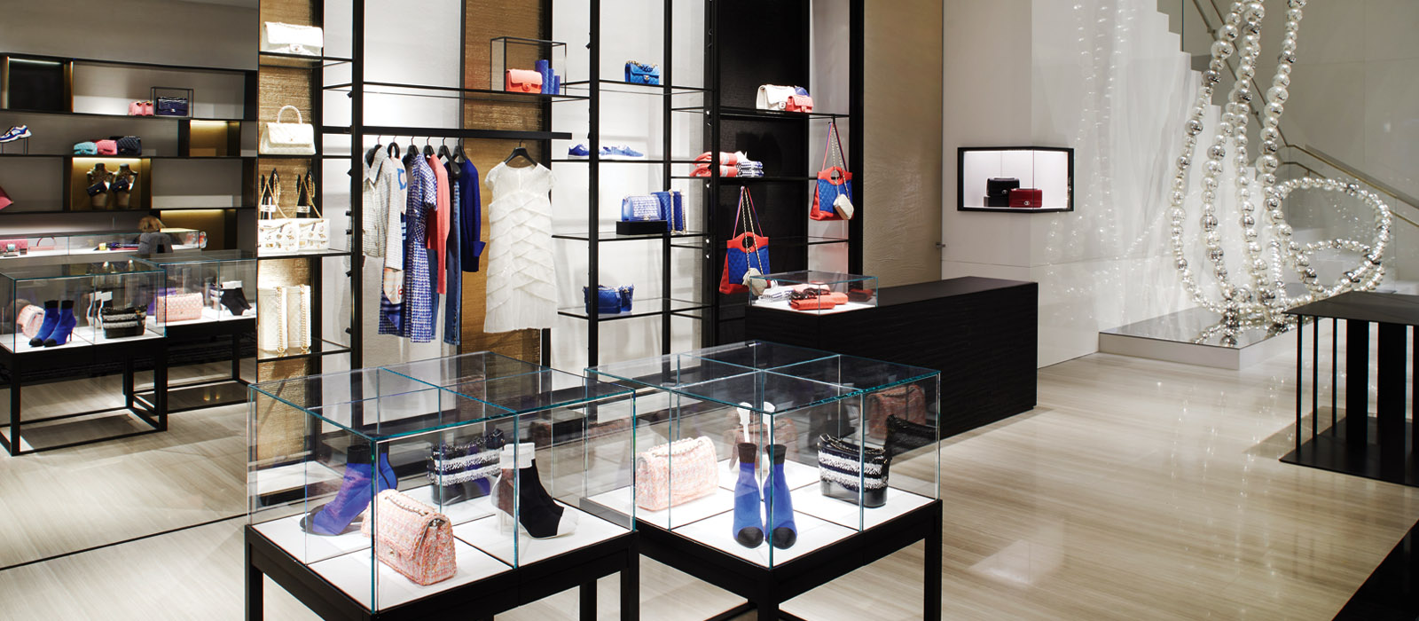 Chanel mở cửa hàng boutique thứ hai tại Paris  Charles de Gaulle   StyleRepublikcom  Thời Trang sáng tạo và kinh doanh