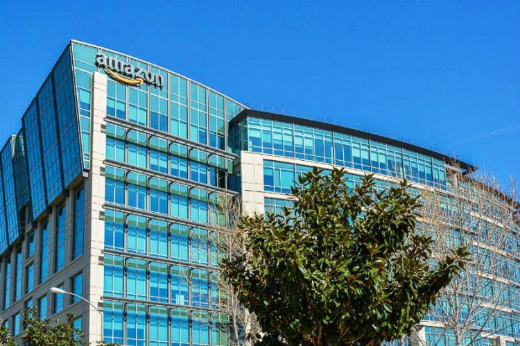 Hai tập đoàn eBay và Amazon bị cáo buộc bán hàng có chứa thủy ngân