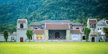 Đến Yên Tử dự đại lễ giỗ tổ Phật hoàng Trần Nhân Tông