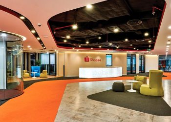 Tính chuyên nghiệp và tinh thần trẻ ở văn phòng Shopee