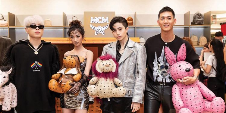 MCM gây ấn tượng mạnh mẽ với hình ảnh “chiếc rương khổng lồ” tại sự kiện MCM Celebrate