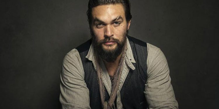 Jason Momoa - Đế vương Atlantis sẽ đối đầu với Batman?