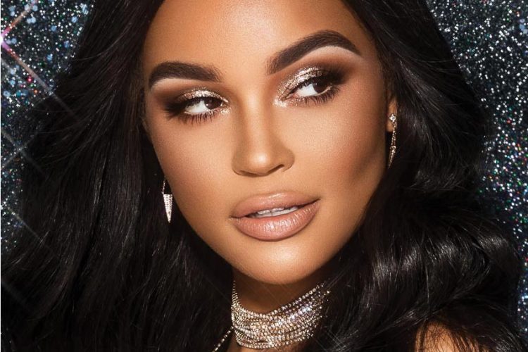 Sparkling – phong cách trang điểm thống trị mùa lễ hội