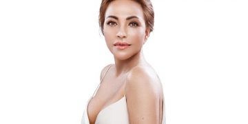 Sử dụng phương pháp làm đẹp không dao kéo của Merz, Thanh Hà thoải mái thể hiện biểu cảm tự nhiên trên khuôn mặt