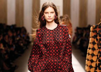 Xu hướng: Sắc đỏ cho mùa cuối năm