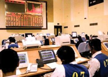 Công ty chứng khoán vượt khó thị trường, hoàn thành lợi nhuận