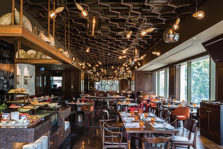 Chào tất niên tại Nhà hàng Saigon Kitchen