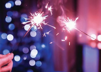 Chung vui mùa lễ hội tại Saigon Saigon Rooftop Bar