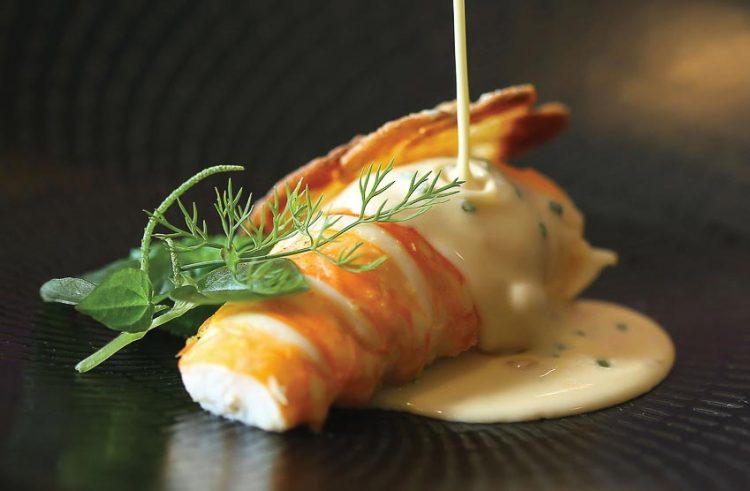 Ăn tối phong cách với gia đình