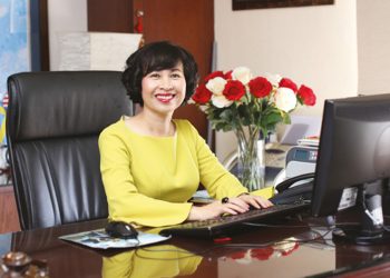 Giáo sư Mai Hồng Quỳ làm Hiệu trưởng Trường ĐH Hoa Sen