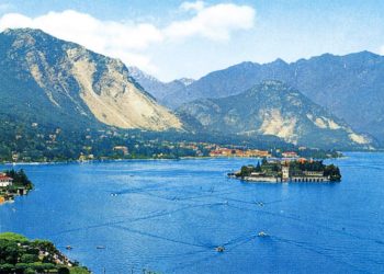 Cuối thu ngao du sơn thủy