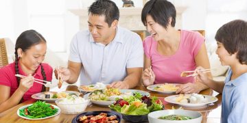 Bữa cơm mẹ nấu