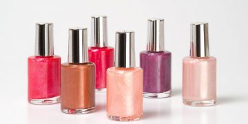 Những màu sơn móng tay đang được ưa chuộng