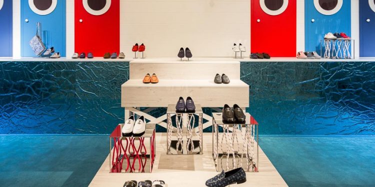 Thiết kế "không mùa" dành cho quý ông Giuseppe Zanotti Xuân Hè 2019 5