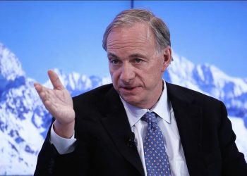 Tỷ phú Ray Dalio chia sẻ về công thức đơn giản dành cho những người mới đầu tư 3