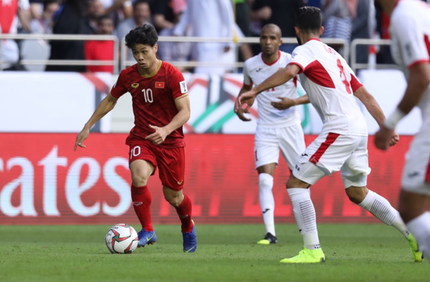 Việt Nam vào tứ kết Asian Cup 2019