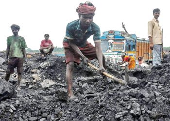 Mỗi năm, nhu cầu than đá ở Ấn Độ tăng thêm 4%