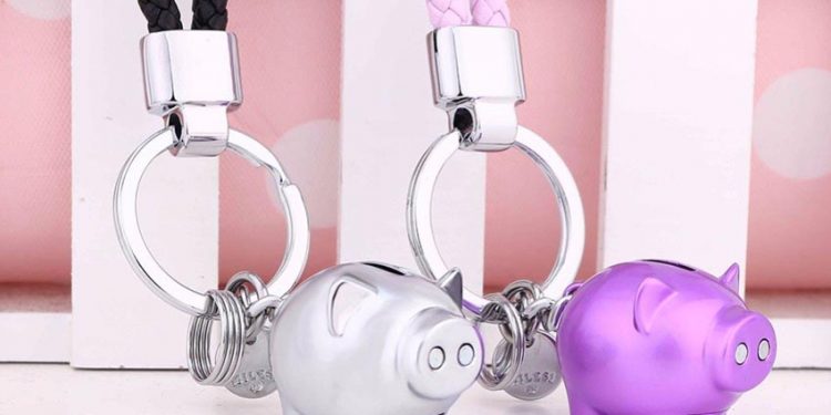 Phụ kiện hình chú heo đáng yêu cho năm Kỷ Hợi