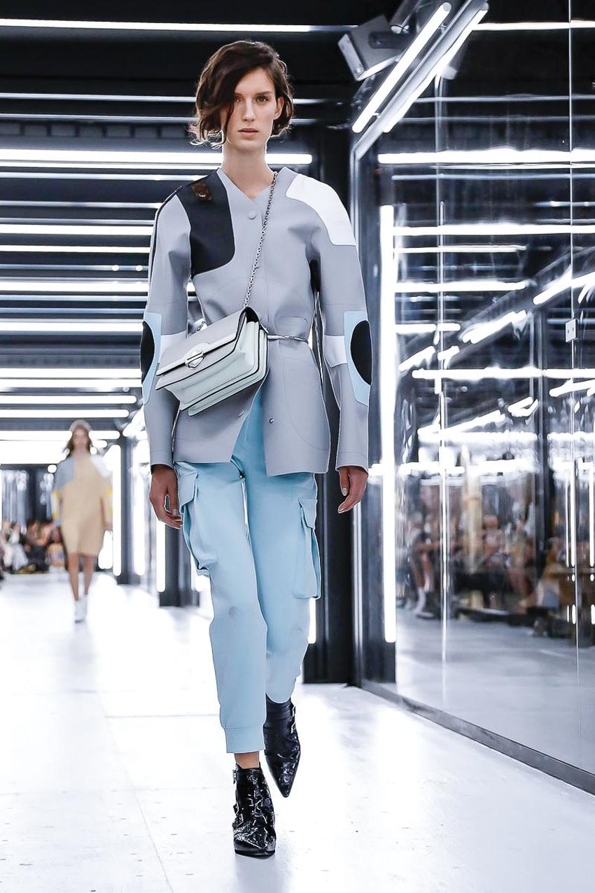BST Louis Vuitton Xuân-Hè 2019: Tương lai của thời trang 4