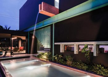 Không gian của cảm xúc và ánh sáng