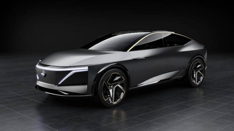 Concept Nissan IMs: Sedan lai crossover chạy điện