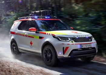 Land Rover Discovery ra mắt phiên bản kỷ niệm 30 năm, giá 77.400 USD